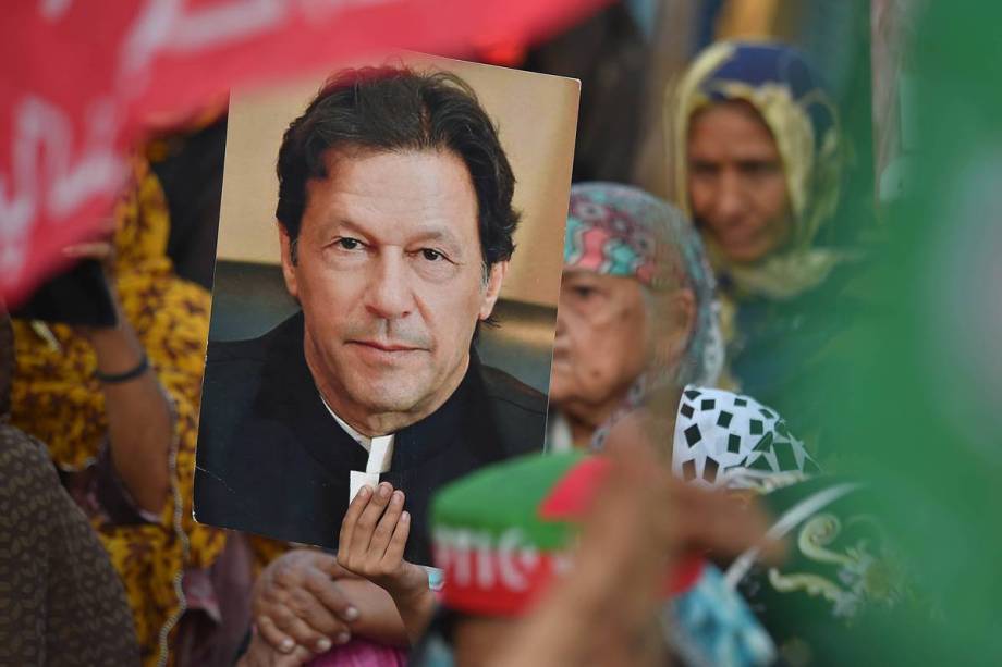 pti anti gove protest for Imran khan